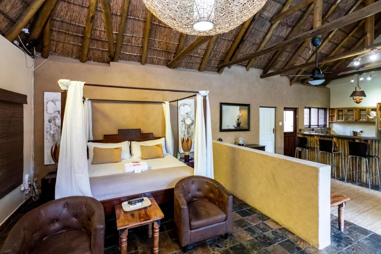 Fish Eagle Manor Bed and Breakfast East London Exteriör bild