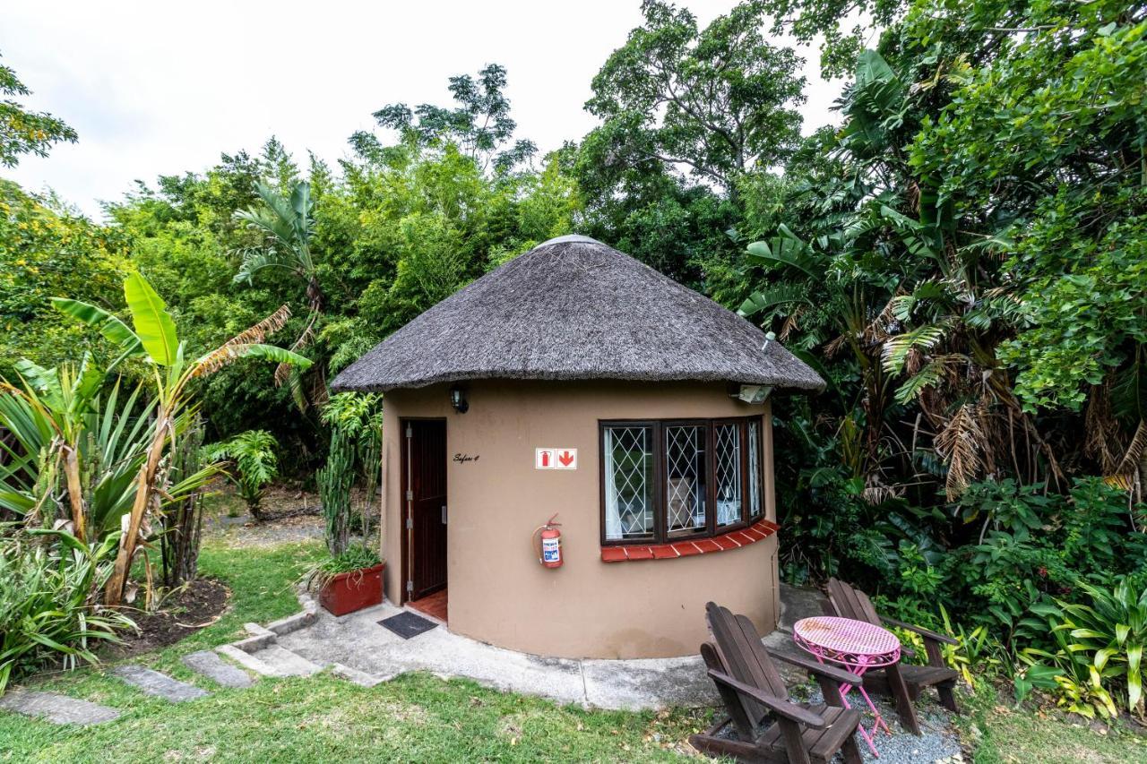 Fish Eagle Manor Bed and Breakfast East London Exteriör bild